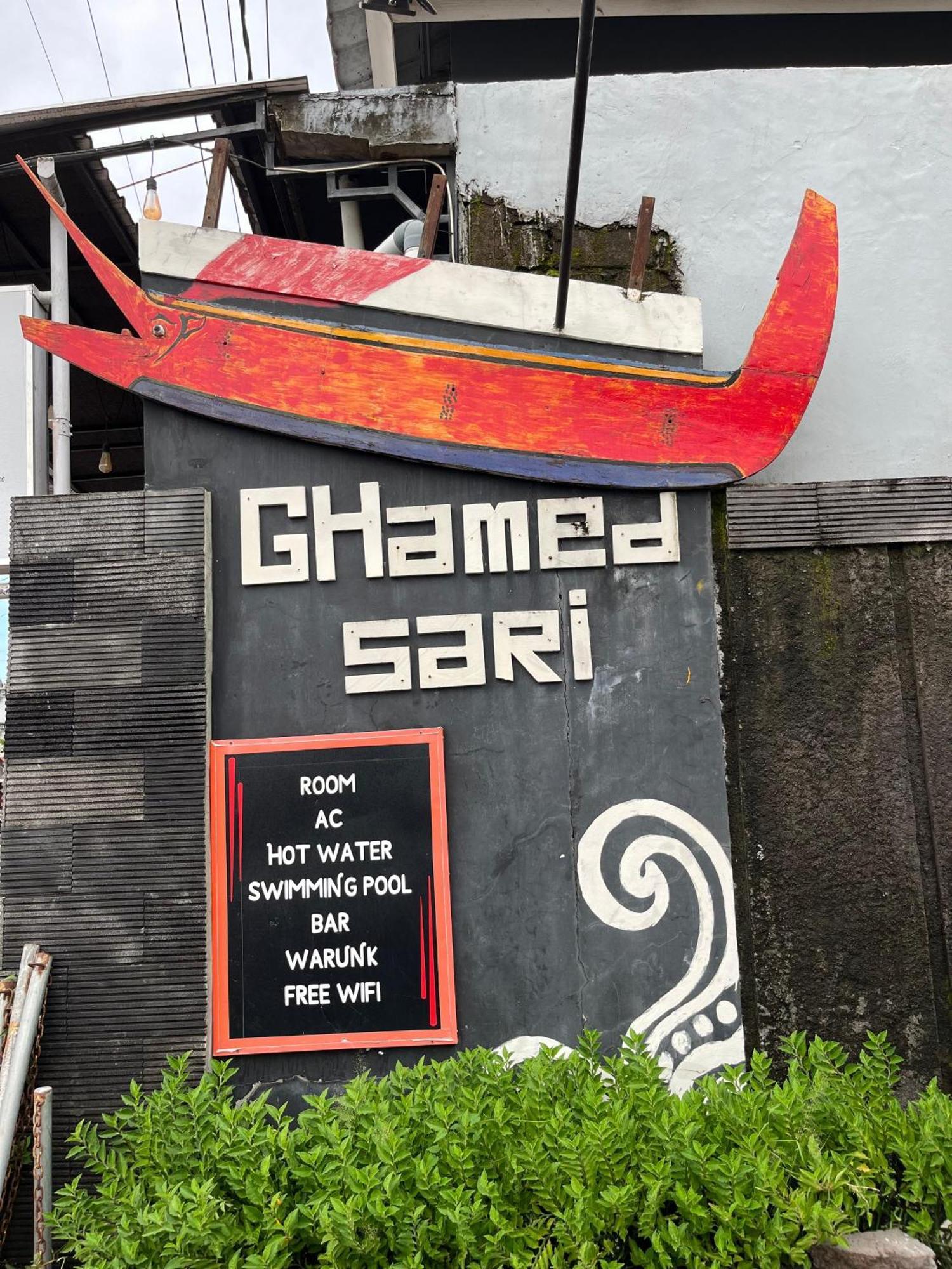Ghamed Sari Hotel Exterior photo